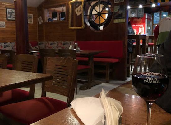 bulgaria/borovets/bar/titanic-bar-dinner-borovets