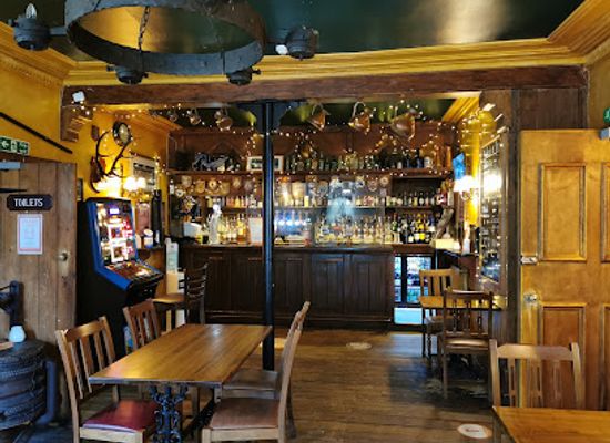 united-kingdom/loch-lomond-&-the-trossachs-national-park/bar/village-inn