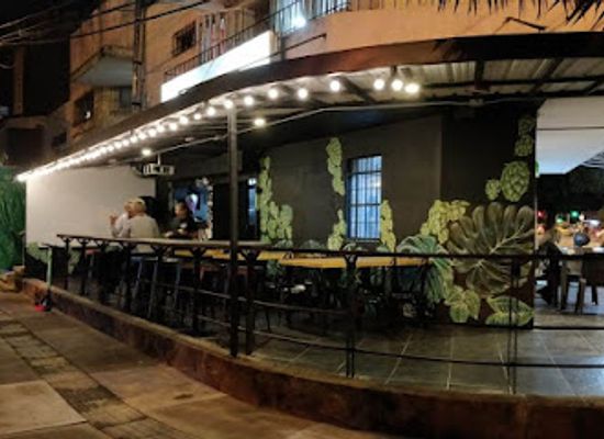 colombia/medellin/bar/the-corner-bar-medellin