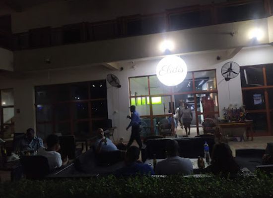 the-gambia/serrekunda/bar/elidis-cafe-bar