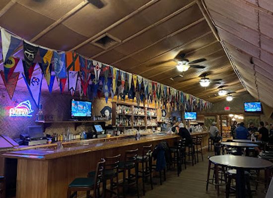 california/santa-catalina-island/bar/harbor-reef-restaurant-bar