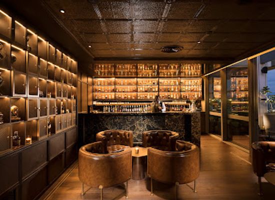 papua-new-guinea/kokoda-track/bar/summit-whisky-bar