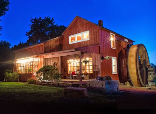 ohio/cuyahoga-valley-national-park/bar/the-wine-mill