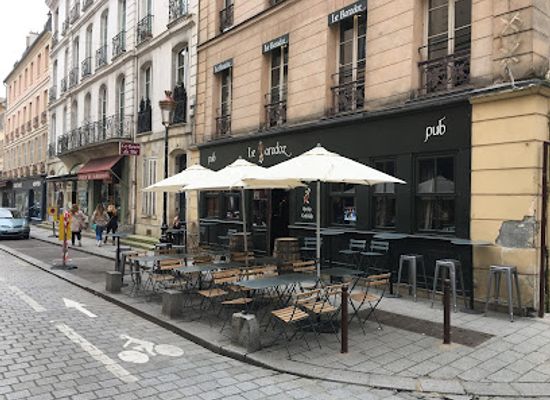 france/versailles/bar/le-baradoz