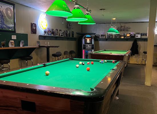 washington/the-yakima-valley/bar/curly-s-gleed-tavern