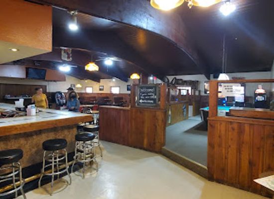 south-dakota/custer-state-park/bar/the-frontier-bar-grill