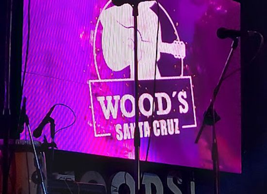 bolivia/santa-cruz-lowlands/bar/woods-lounge