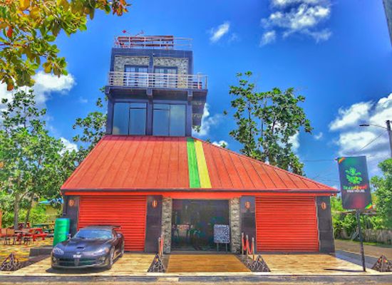 saint-lucia/gros-islet-quarter/bar/breadfruit-treehouse