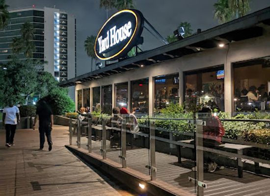 california/long-beach/the-pike/bar/yard-house