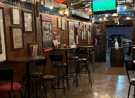 mexico/monterrey/centro/bar/beer-saloon-barrio-antiguo