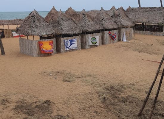 benin/ouidah-beach/bar/hawai-beach