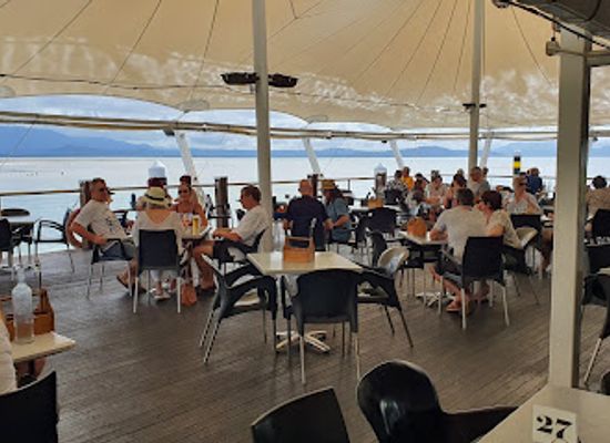 australia/port-douglas/bar/tin-shed-douglas-community-sports-club-inc
