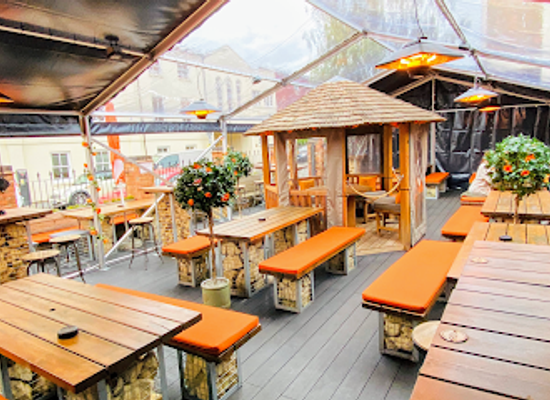 united-kingdom/warwickshire/bar/fizzy-moon-brewhouse-grill