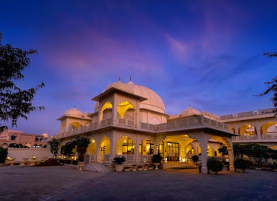 india/ranthambore/bar/hindol-bar-and-barbecue-anuraga-palace