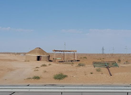 uzbekistan/kyzylkum-desert/bar/kizilqum-teahouse