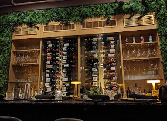 canada/montreal/griffintown/bar/vendetta-bar-a-vin