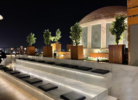 kuwait/al-shaheed-park/bar/the-roof