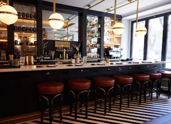 illinois/chicago/gold-coast/bar/boutique