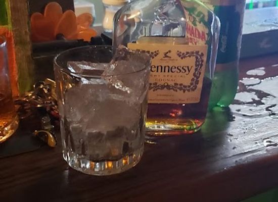 barbados/bridgetown/bar/kings-and-queens-bar-and-restaurant
