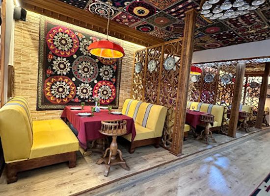 uzbekistan/samarkand/bar/suzani-lounge-bar