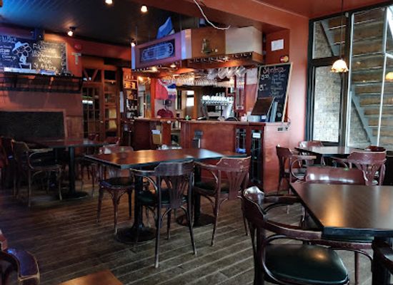 canada/saguenay-lac-saint-jean/bar/la-tour-a-bieres-brasseurs-du-saguenay