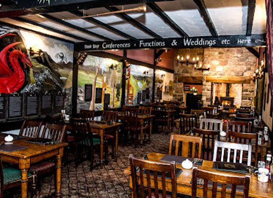 united-kingdom/snowdonia-national-park/bar/black-boy-inn-four-six-restaurant-bar