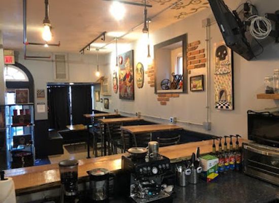 massachusetts/worcester-county/bar/the-summit-lounge