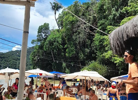 brazil/ilha-grande/bar/julia-surto