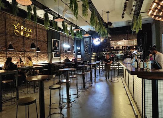 argentina/litoral/bar/the-hole-bar-alcatraz-speakeasy-hidden-bar