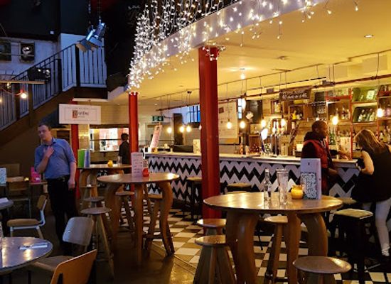united-kingdom/bristol/bristol-city-centre/bar/slug-lettuce-city-centre-bristol