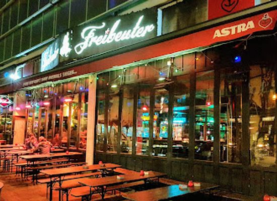 germany/ruhr/bar/freibeuter