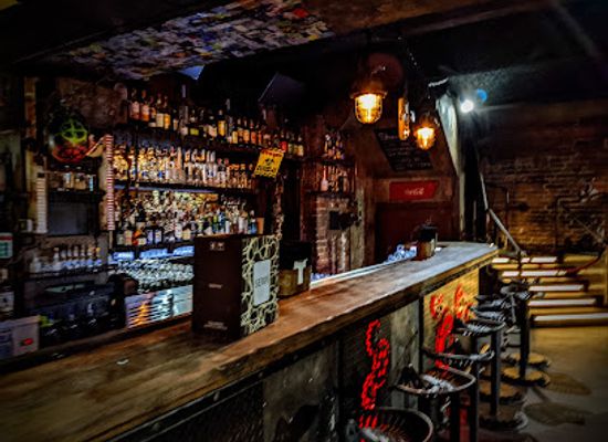 czechia/bohemia/bar/steampunk-prague