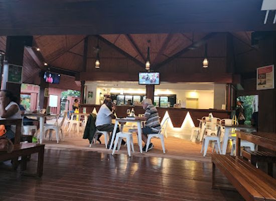 papua-new-guinea/huon-peninsula/bar/gecko-bar-holiday-inn