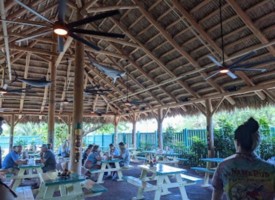 florida/florida-keys/bar/no-name-pub