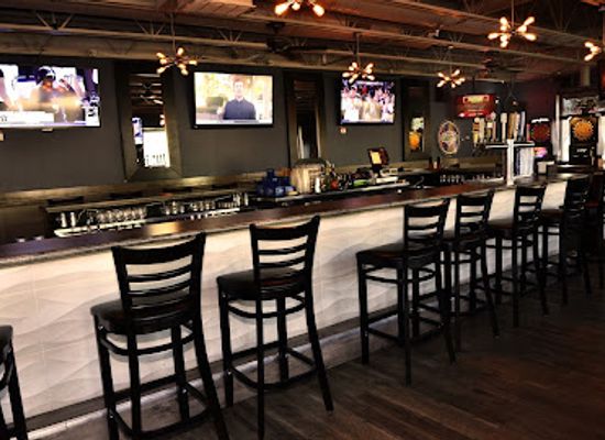 illinois/northwestern-illinois/bar/casey-s-pub