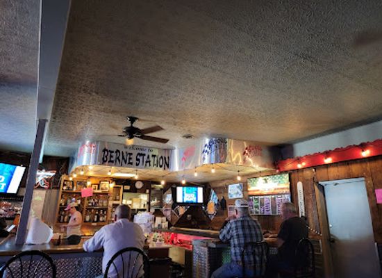 ohio/hocking-hills/bar/the-berne-station-bar-grill