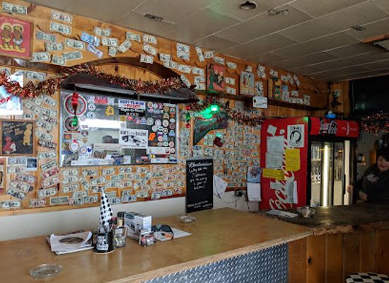 idaho/lost-river-valley/bar/atomic-city-bar-store