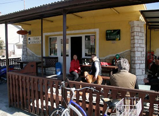 hungary/central-transdanubia/bar/tura-sorozo