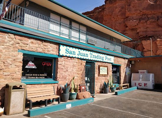 arizona/monument-valley/bar/san-juan-cafe