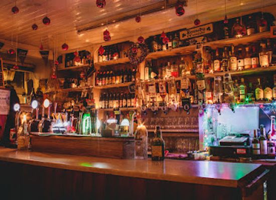 ireland/dingle-peninsula/bar/kennedy-s-bar
