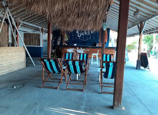 indonesia/gili-islands/bar/luckys-bar