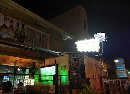 trinidad-and-tobago/aripo-caves/bar/frankie-s-bar
