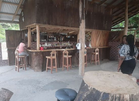 jamaica/john-crow-mountains/bar/cover-s-bar-grill