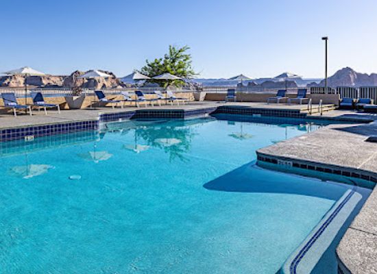 arizona/lake-powell/bar/lake-powell-resort
