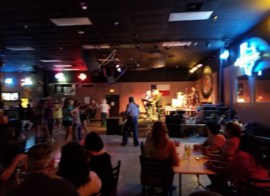 texas/san-angelo/bar/whiskey-river-saloon