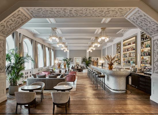 switzerland/engadin/bar/n-5-the-bar