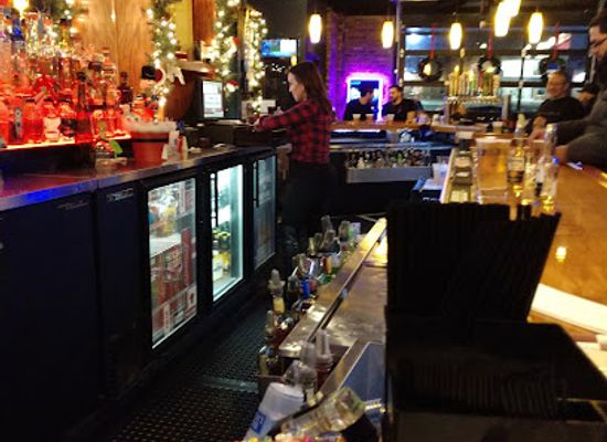 illinois/fox-valley/bar/black-door-pub