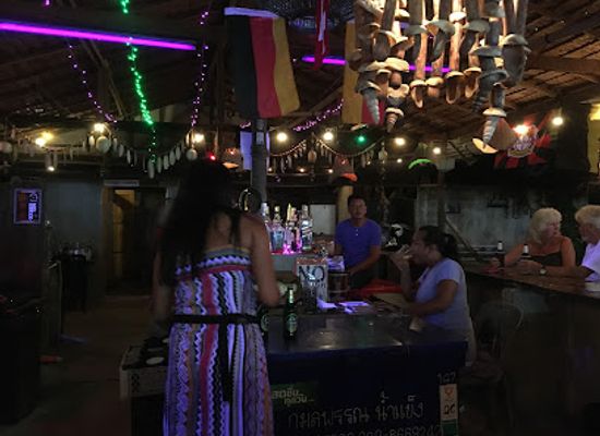 thailand/khao-yai/bar/song-s-bar