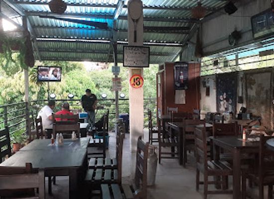 nicaragua/chontales-hills/bar/el-cheff-en-su-hogar