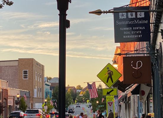 maine/knox-county/bar/in-good-company